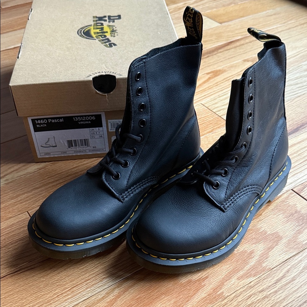 NWT Dr. Martens Black Pascal Boots